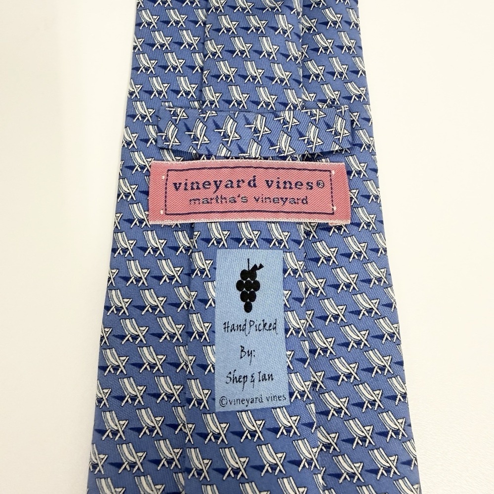 Vineyard Vines Men's Tie Beach Chairs Blue Satin Silk USA 3.5" (W) x 60" (L) euc